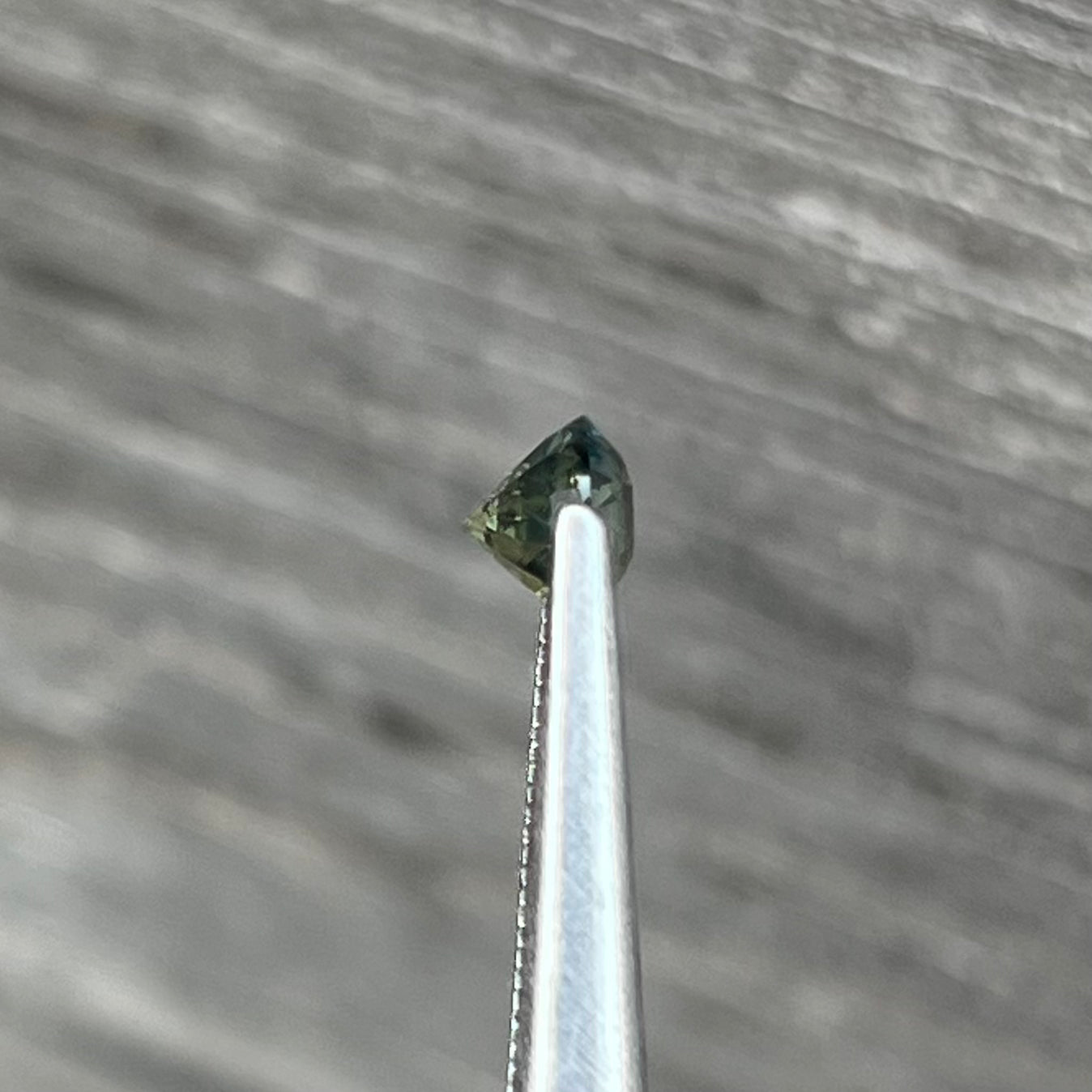 1.46ct Unheated Bi-colour Teal Sapphire