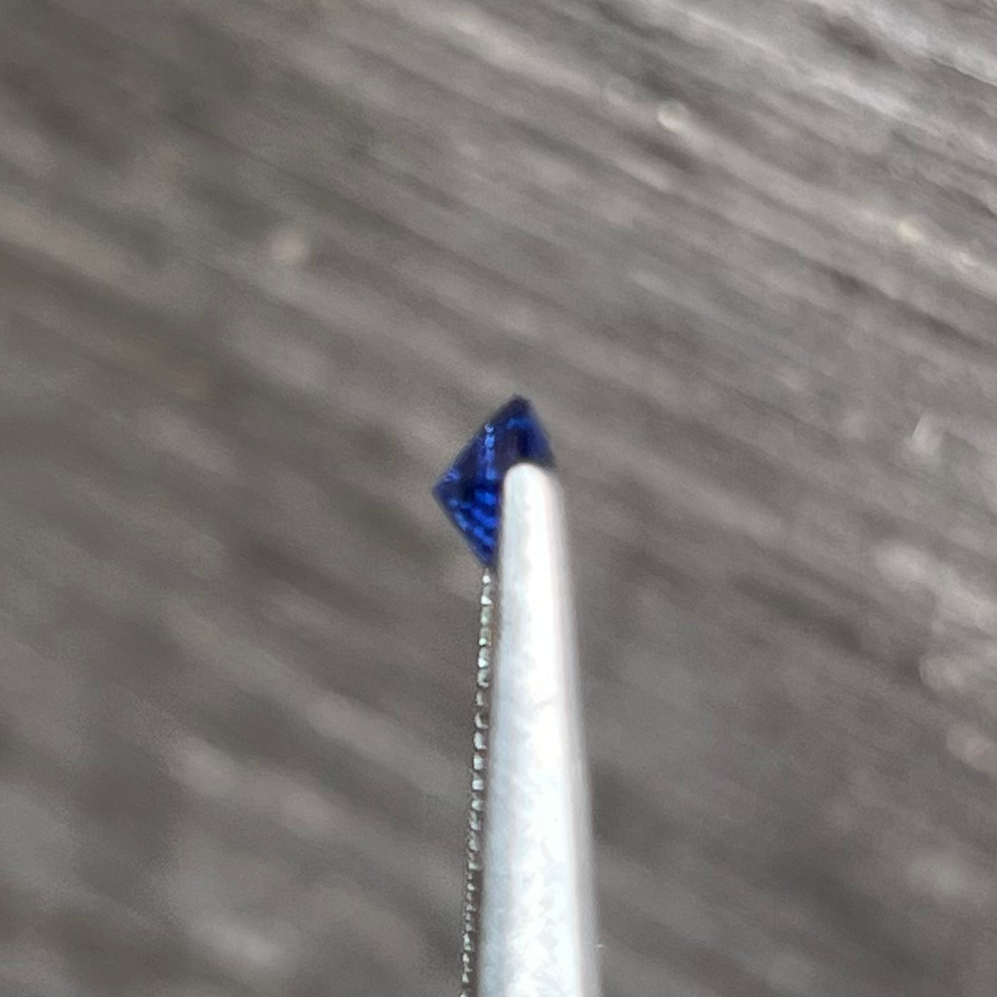 1.03ct Blue Sapphire