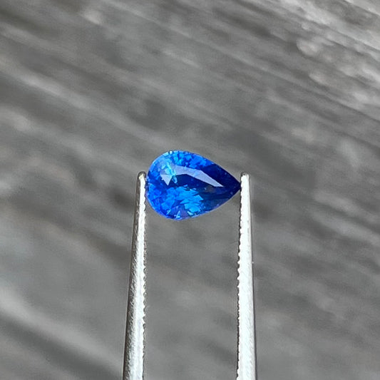 0.93ct Royal Blue Sapphire