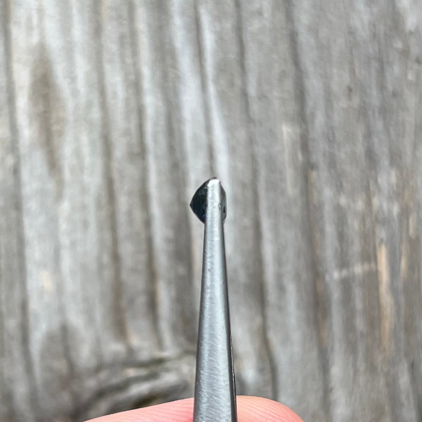 1.27ct Blue & Yellow Bi-colour Sapphire - 6.28 x 5.25 x 3.54mm