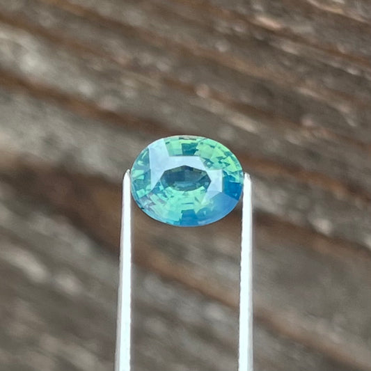 2.60ct Unheated Green Sapphire - 9.25 x 7.40 x 4.86mm