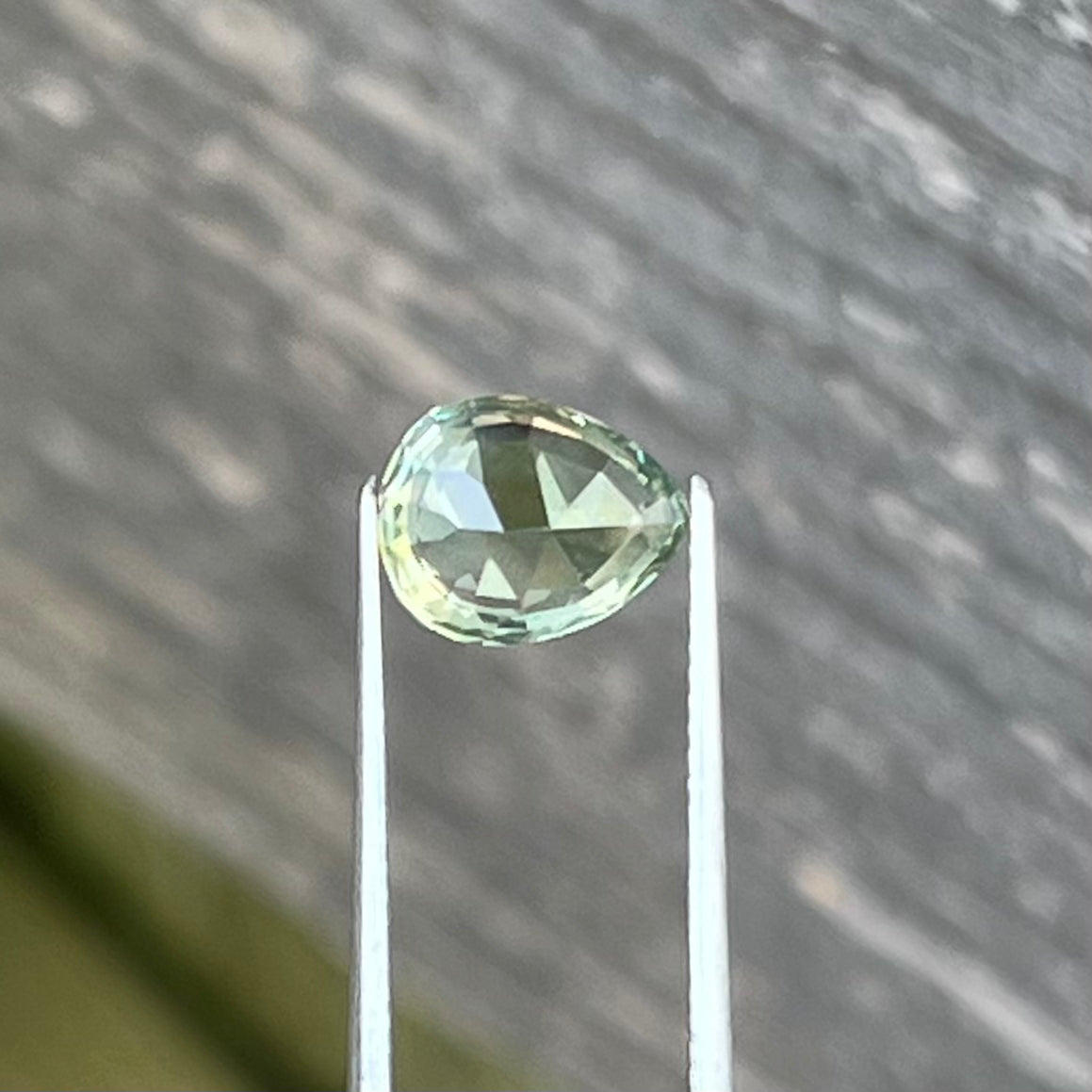 2.74ct Unheated Green Sapphire - 9.37 x 7.47 x 5.29mm