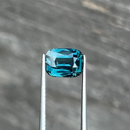 2.37ct Unheated Teal Sapphire - 8.13 x 6.27 x 4.84mm