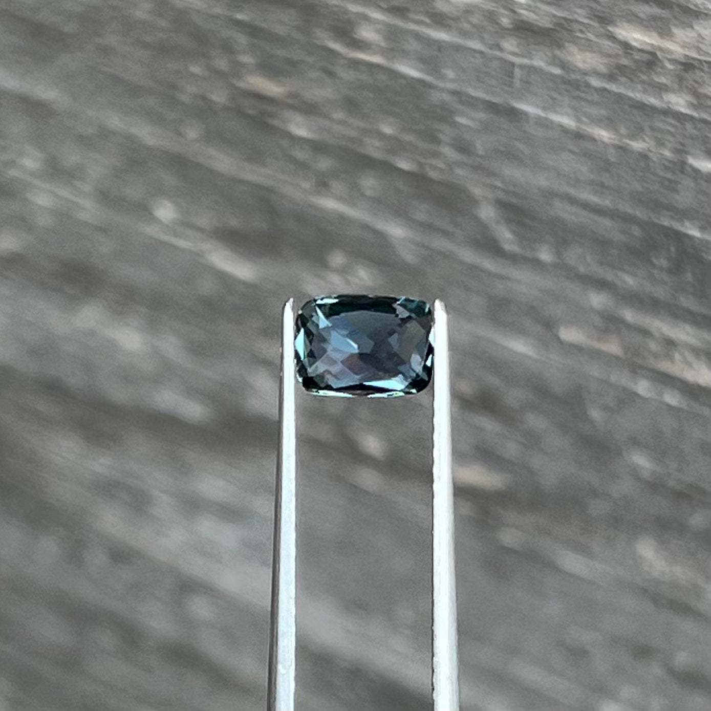 1.06ct Blue Teal Sapphire - 6.90 x 5.08 x 3.78mm