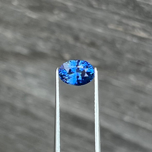 1.15ct Blue Sapphire - 7.11 x 5.23 x 4.06mm