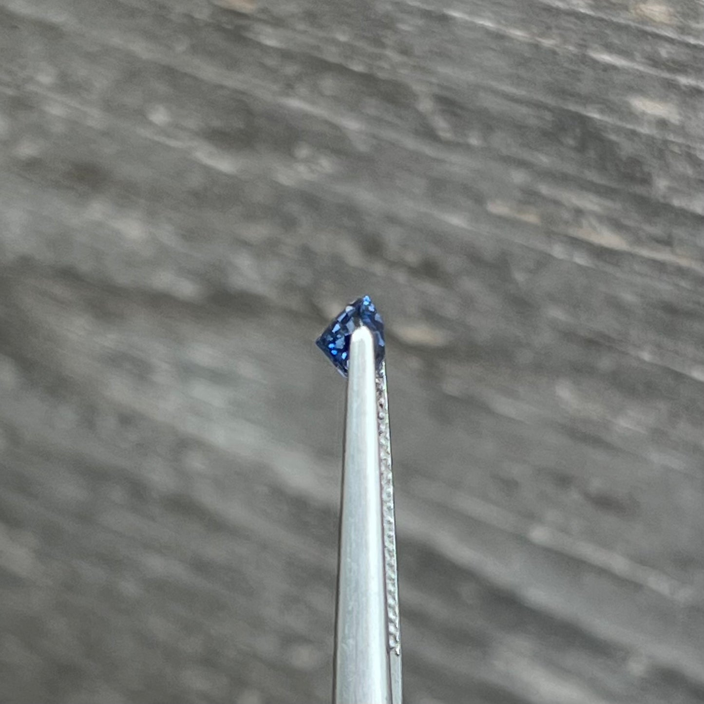 1.15ct Blue Sapphire - 7.11 x 5.23 x 4.06mm