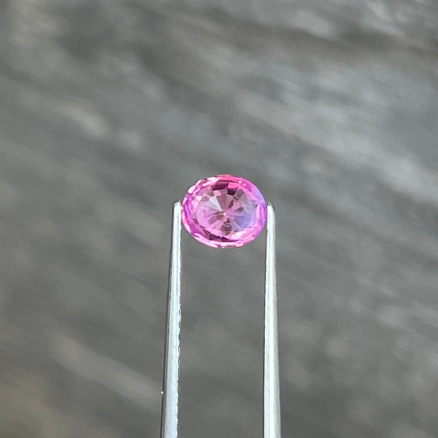 0.70ct Unheated Purplish Pink Sapphire - 5.83 x 4.95 x 3.33mm