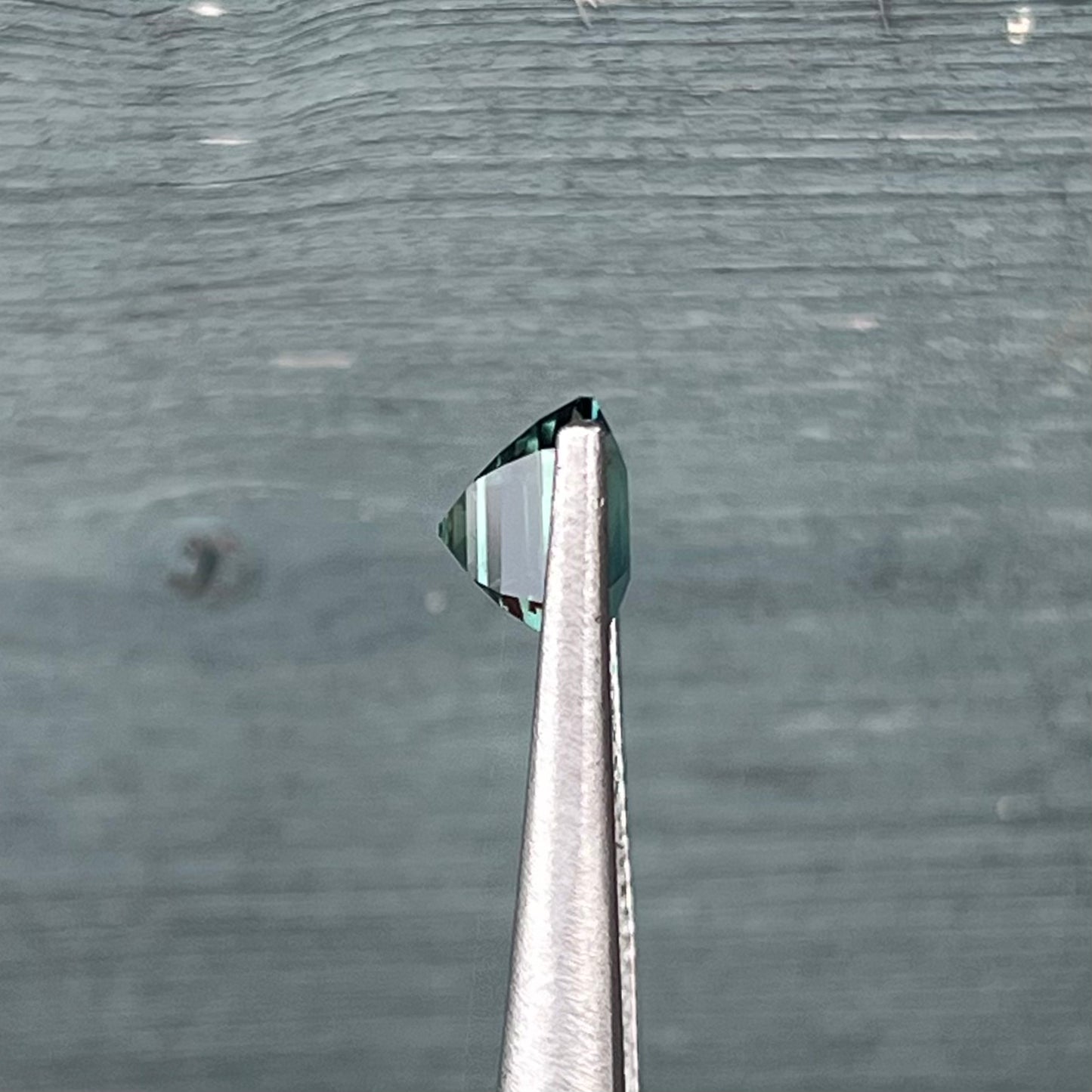 3.10ct Unheated Green Teal Sapphire - 7.67 x 7.46 x 5.54mm
