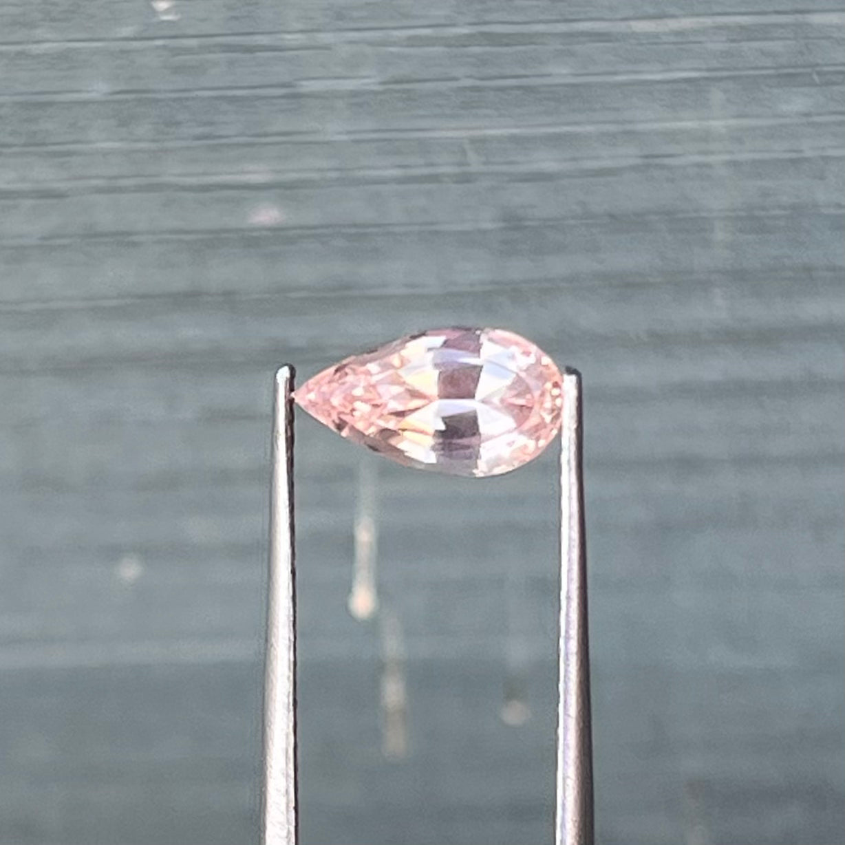 1.55ct Unheated Orange Sapphire - 9.66 x 5.28 x 3.86mm - with GIA report