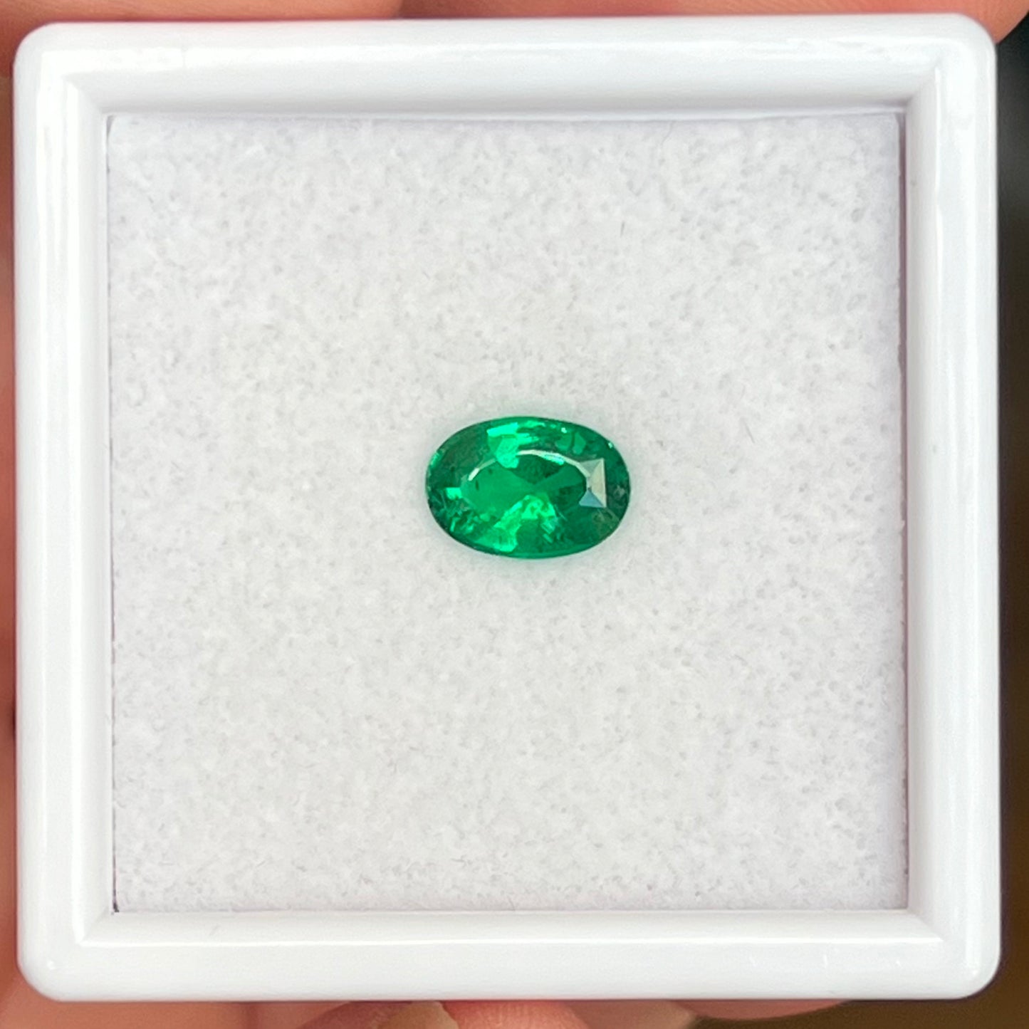 1.24ct Vivid Green Emerald