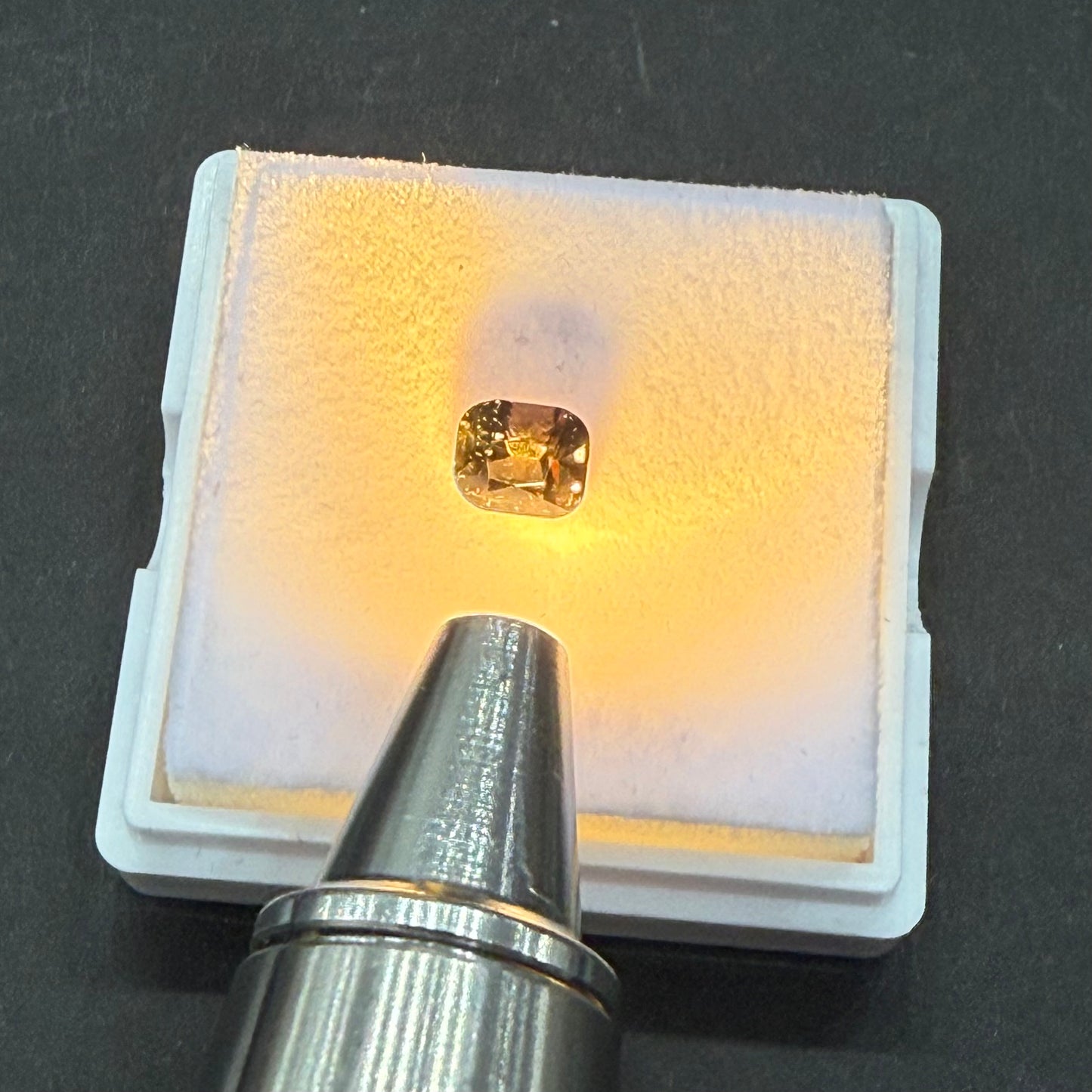 1.48ct Unheated Green to Pinkish Brown Colour Change Sapphire