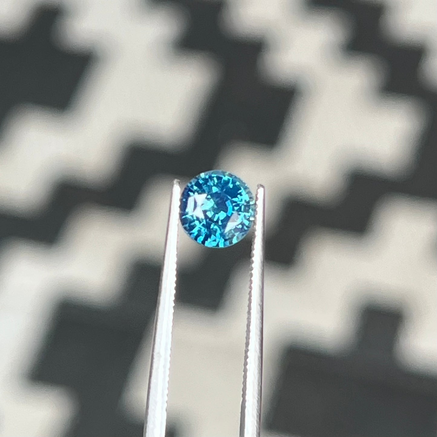 2.01ct Unheated Teal Sapphire