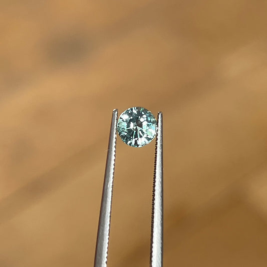 0.92ct Unheated Teal Sapphire