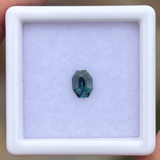 0.52ct Teal Sapphire