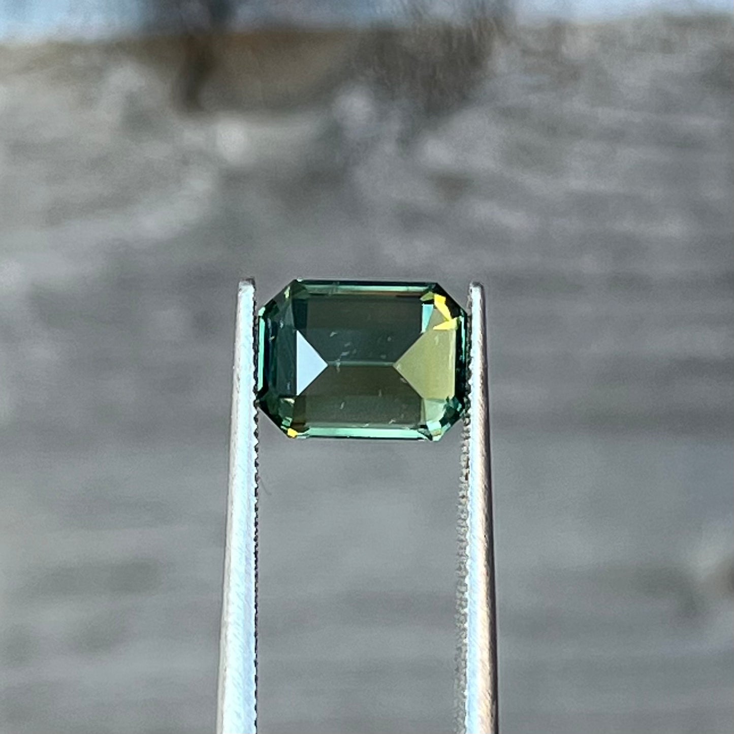 2.61ct Green Teal Sapphire