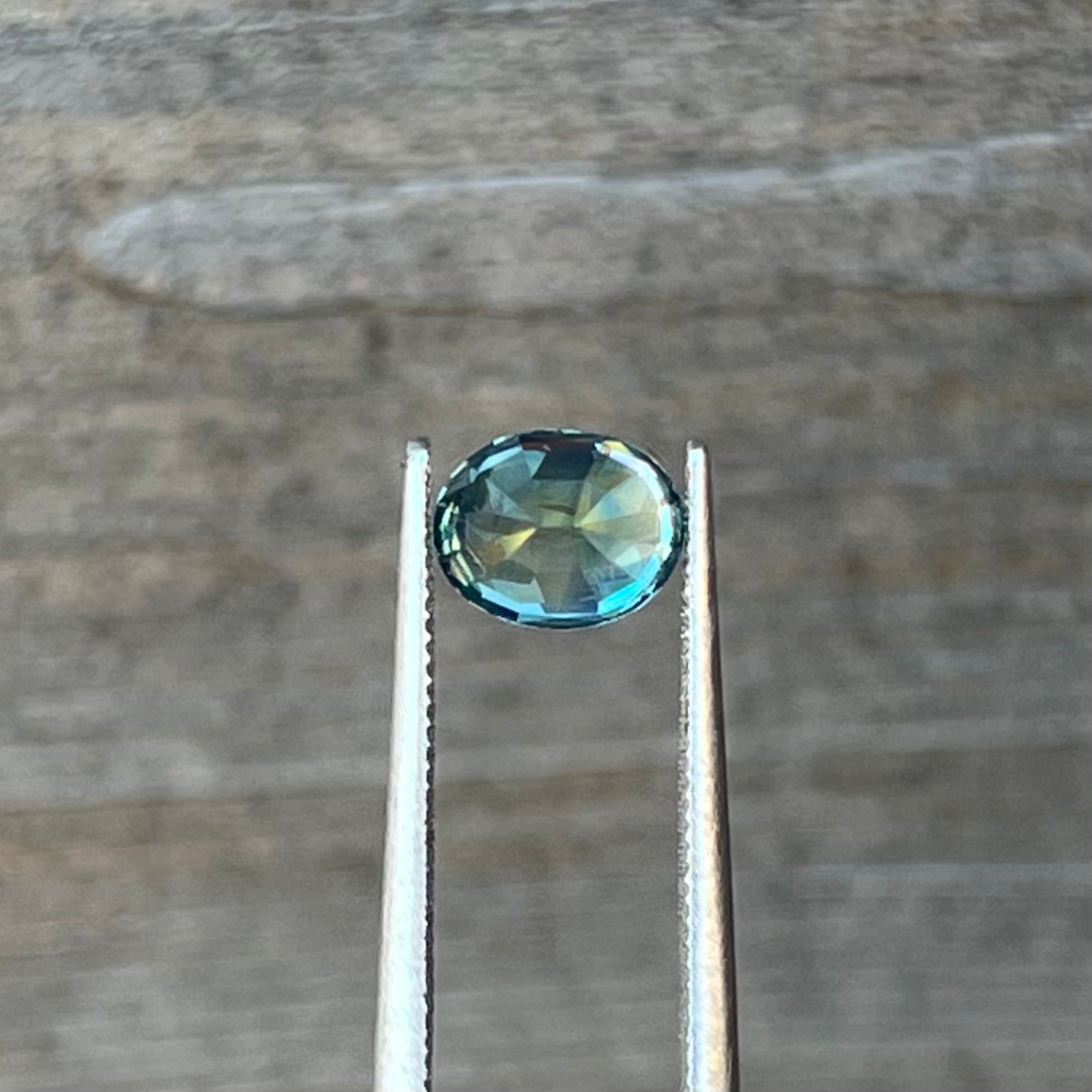 1.54ct Unheated Bi-colour Teal Sapphire