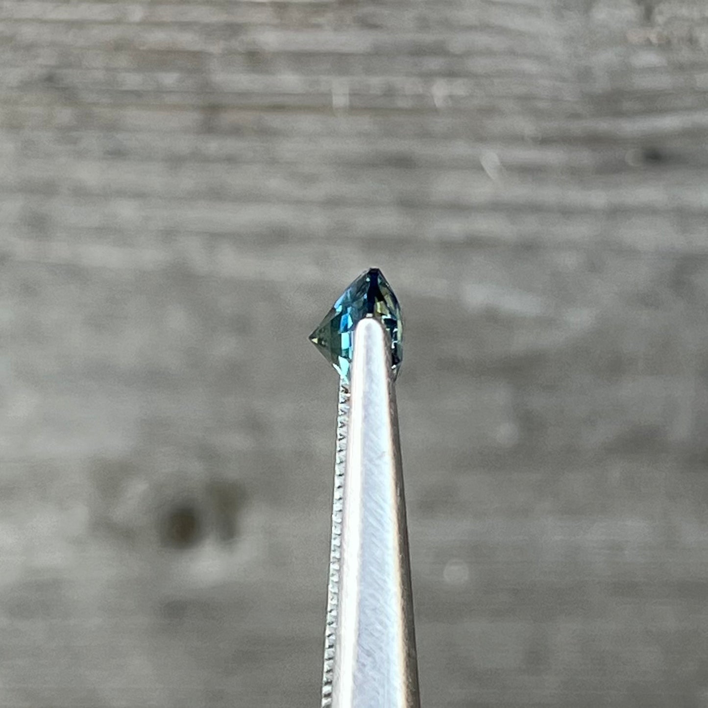 1.66ct Unheated Bi-colour Teal Sapphire