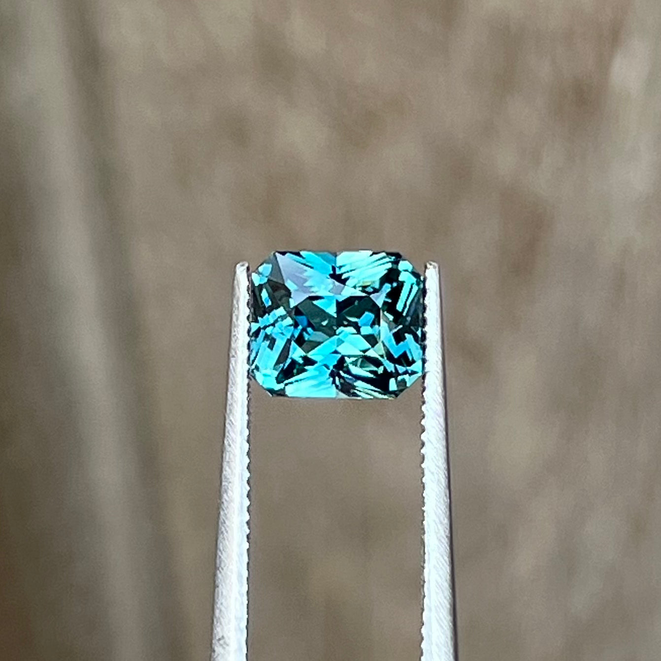 2.19ct Teal Sapphire