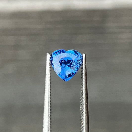 1.07ct Unheated Vivid Blue Sapphire