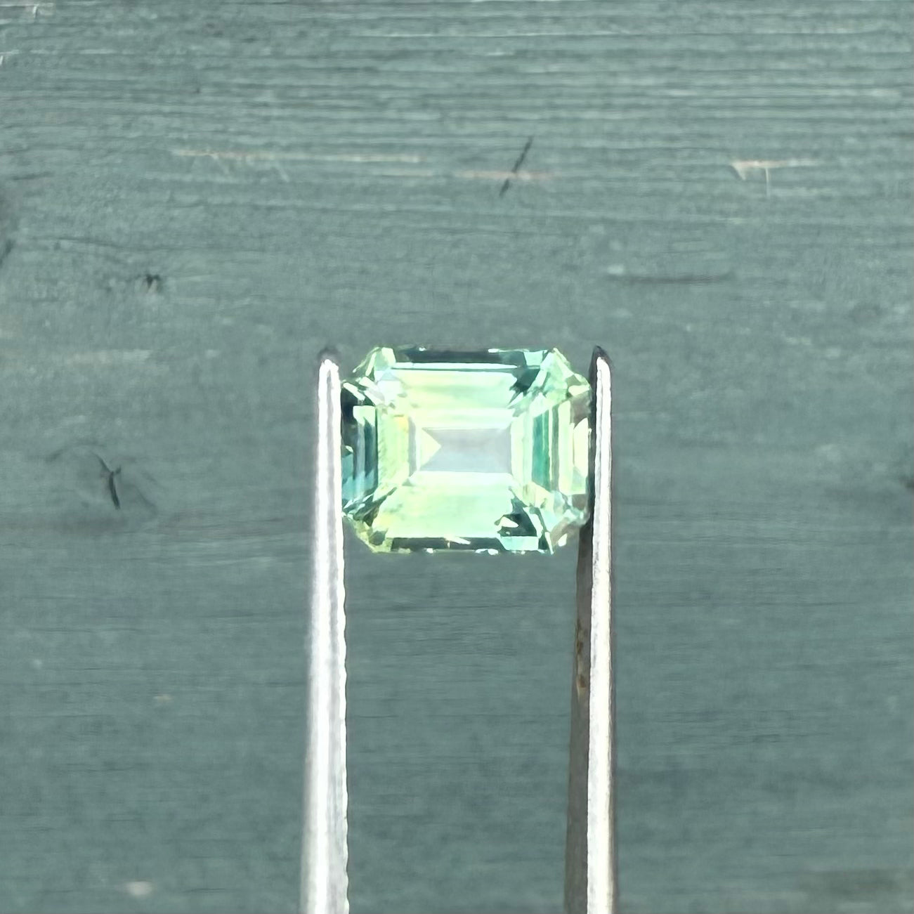 2.10ct Unheated Green Sapphire - 7.32 x 5.92 x 4.23mm