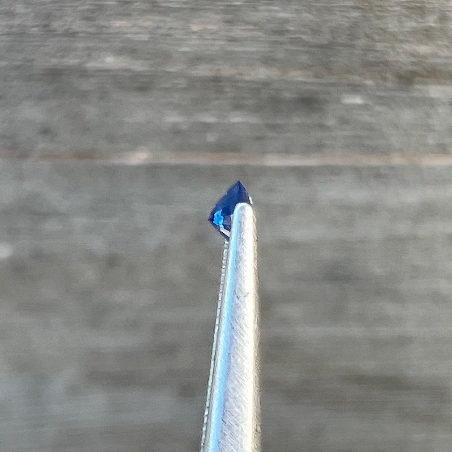 0.96ct Unheated Cornflower Blue Sapphire