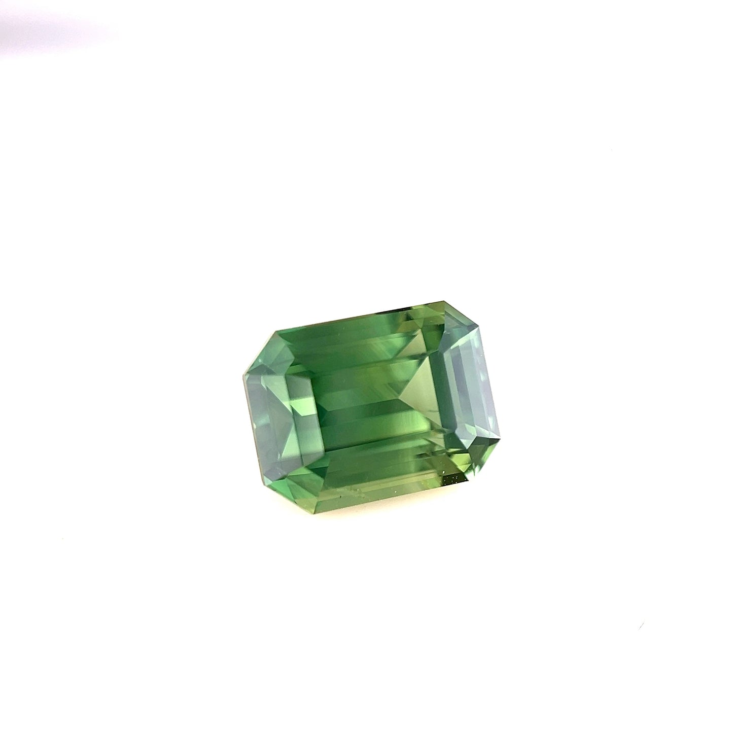 2.61ct Green Teal Sapphire