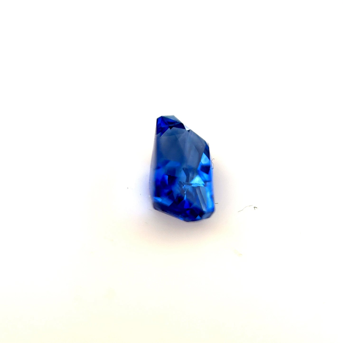 1.60ct Cornflower Blue Sapphire - 7.39 x 4.65 x 4.12mm