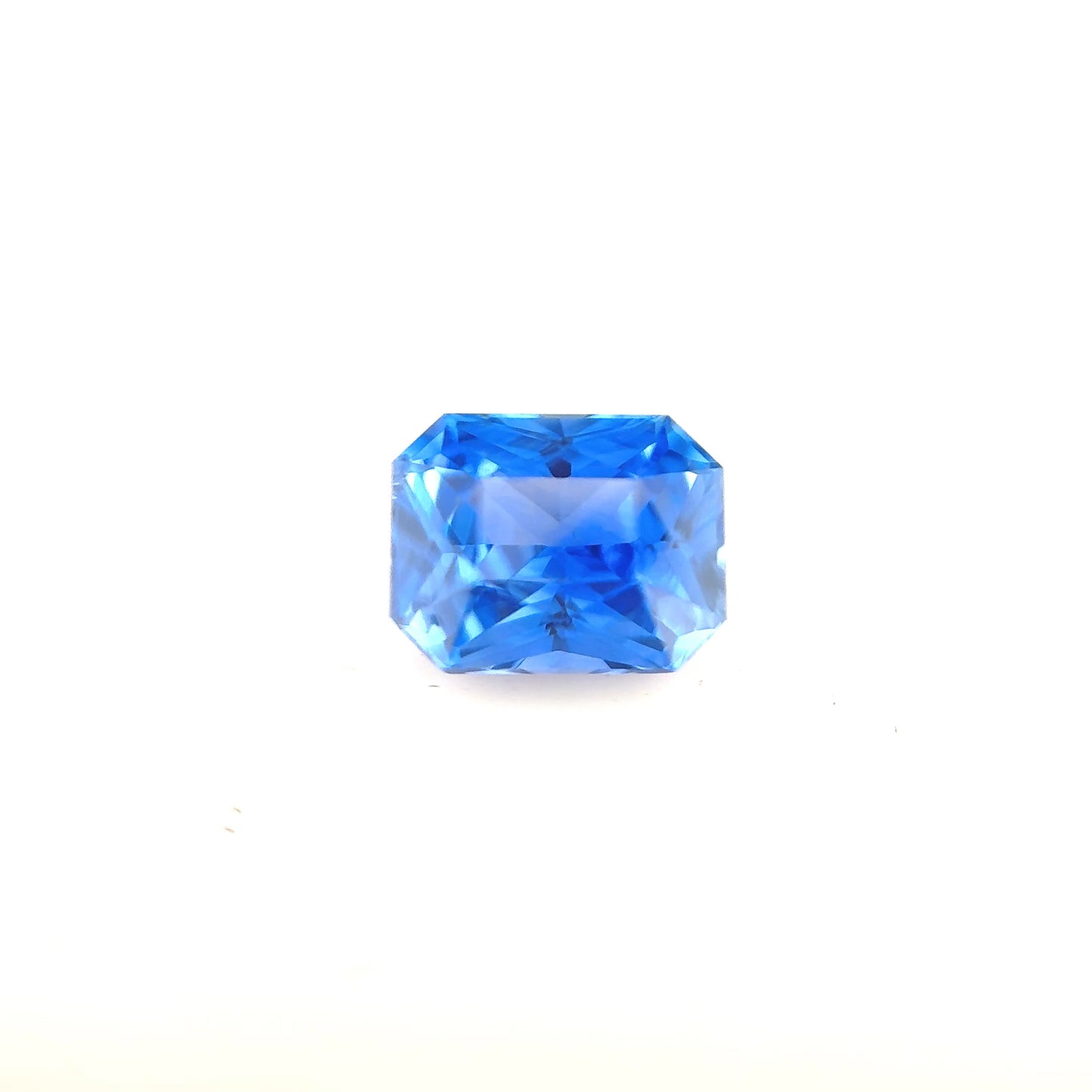 1.57ct Medium Cornflower Blue Sapphire - 6.92 x 5.32 x 4.12mm