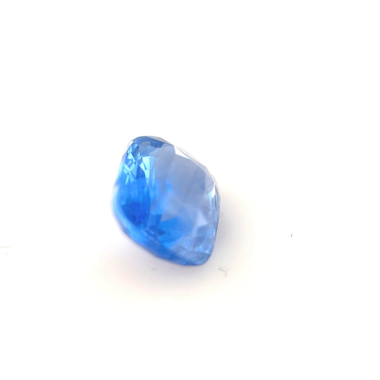 2.04ct Unheated Cornflower Blue Sapphire - 7.55 x 6.25 x 3.92mm