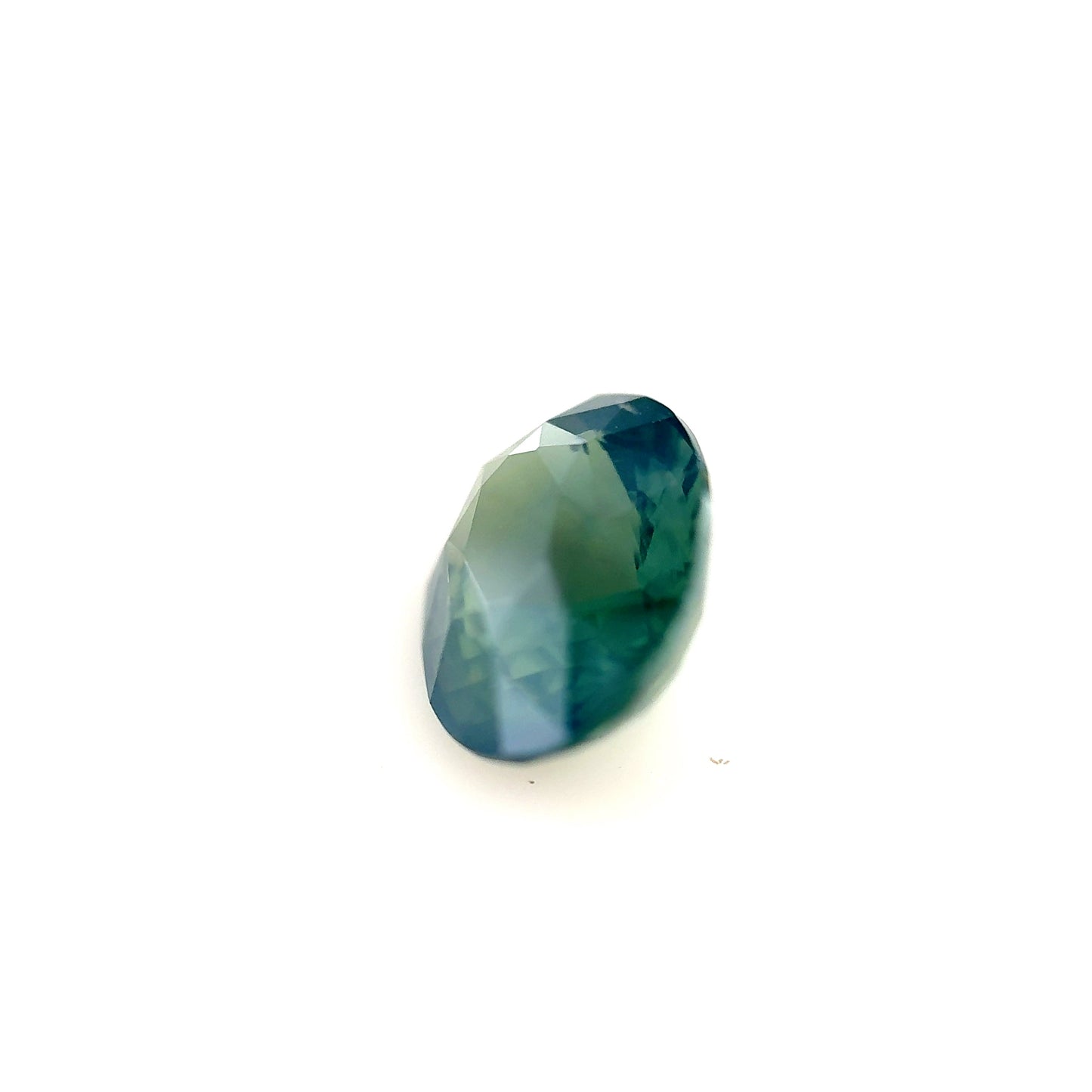 2.60ct Unheated Green Sapphire - 9.25 x 7.40 x 4.86mm
