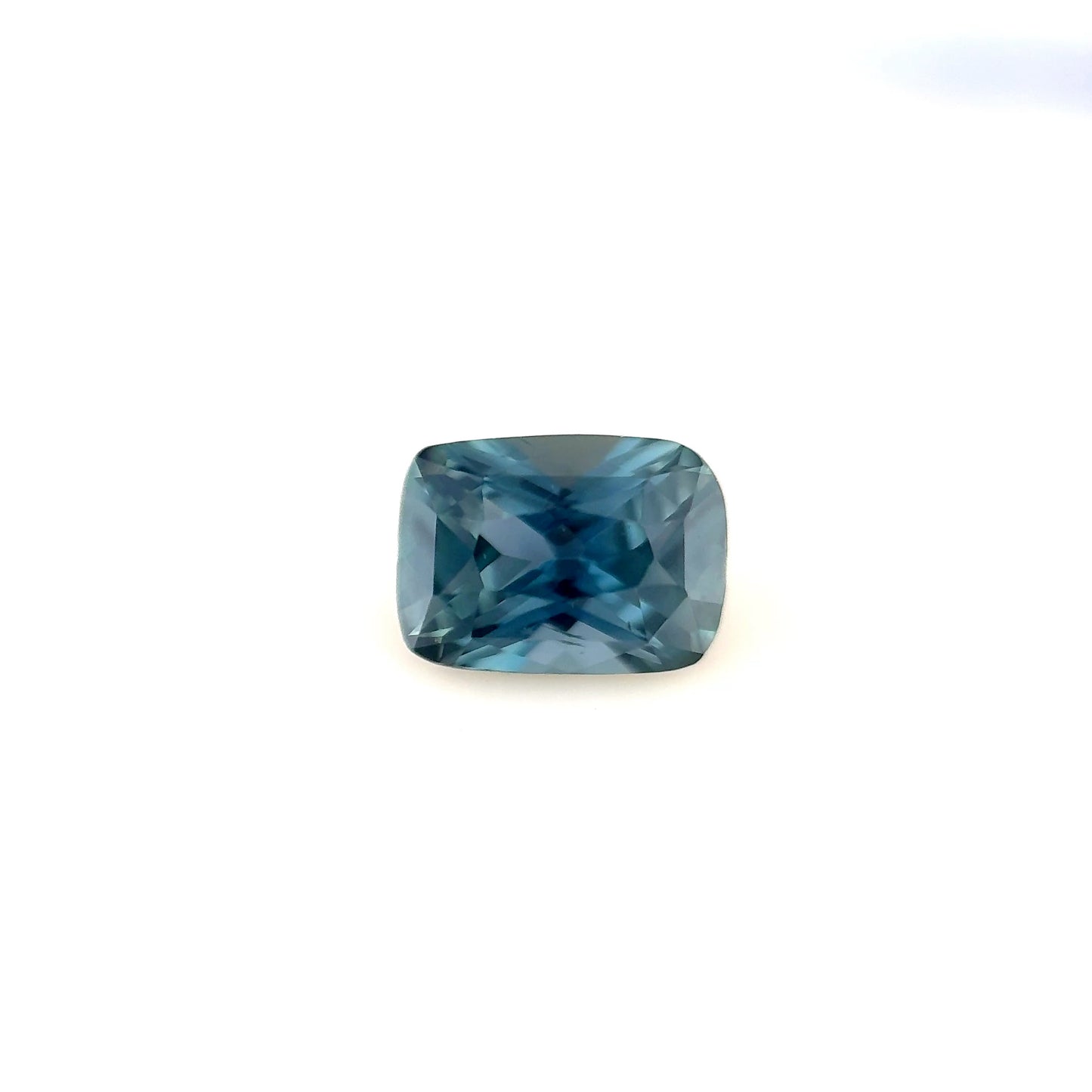 1.06ct Blue Teal Sapphire - 6.90 x 5.08 x 3.78mm