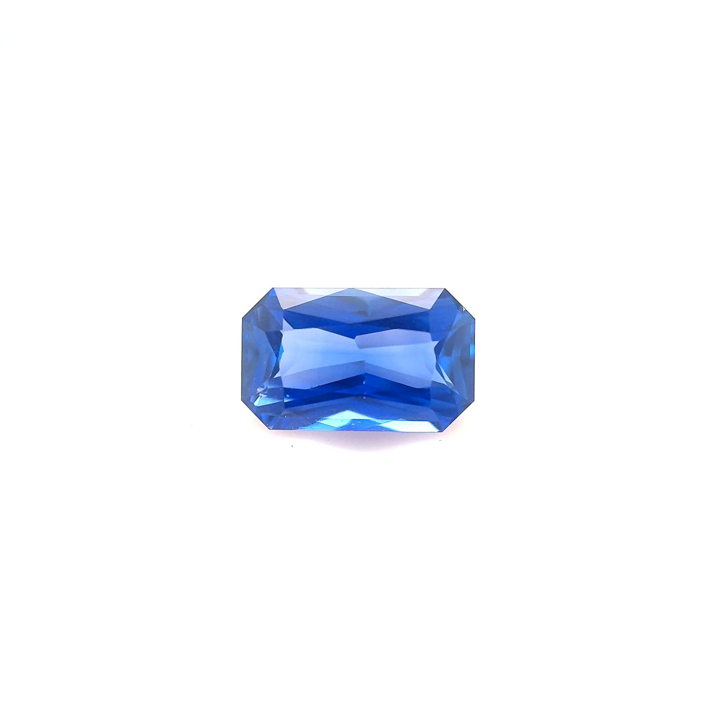 1.52ct Blue Sapphire - 8.30 x 5.18 x 3.52mm