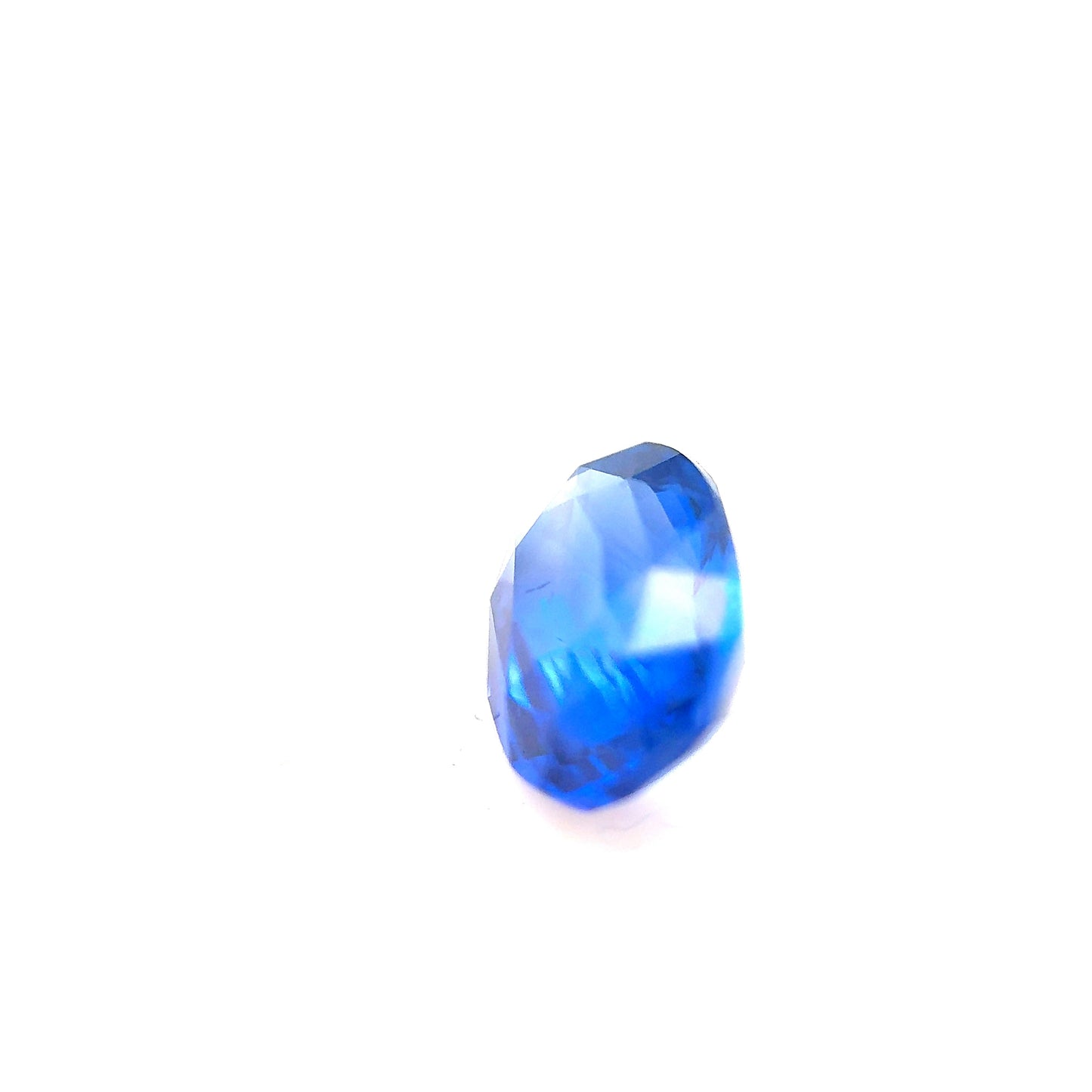 2.40ct Royal Blue Sapphire - 9.05 x 6.85 x 4.60mm