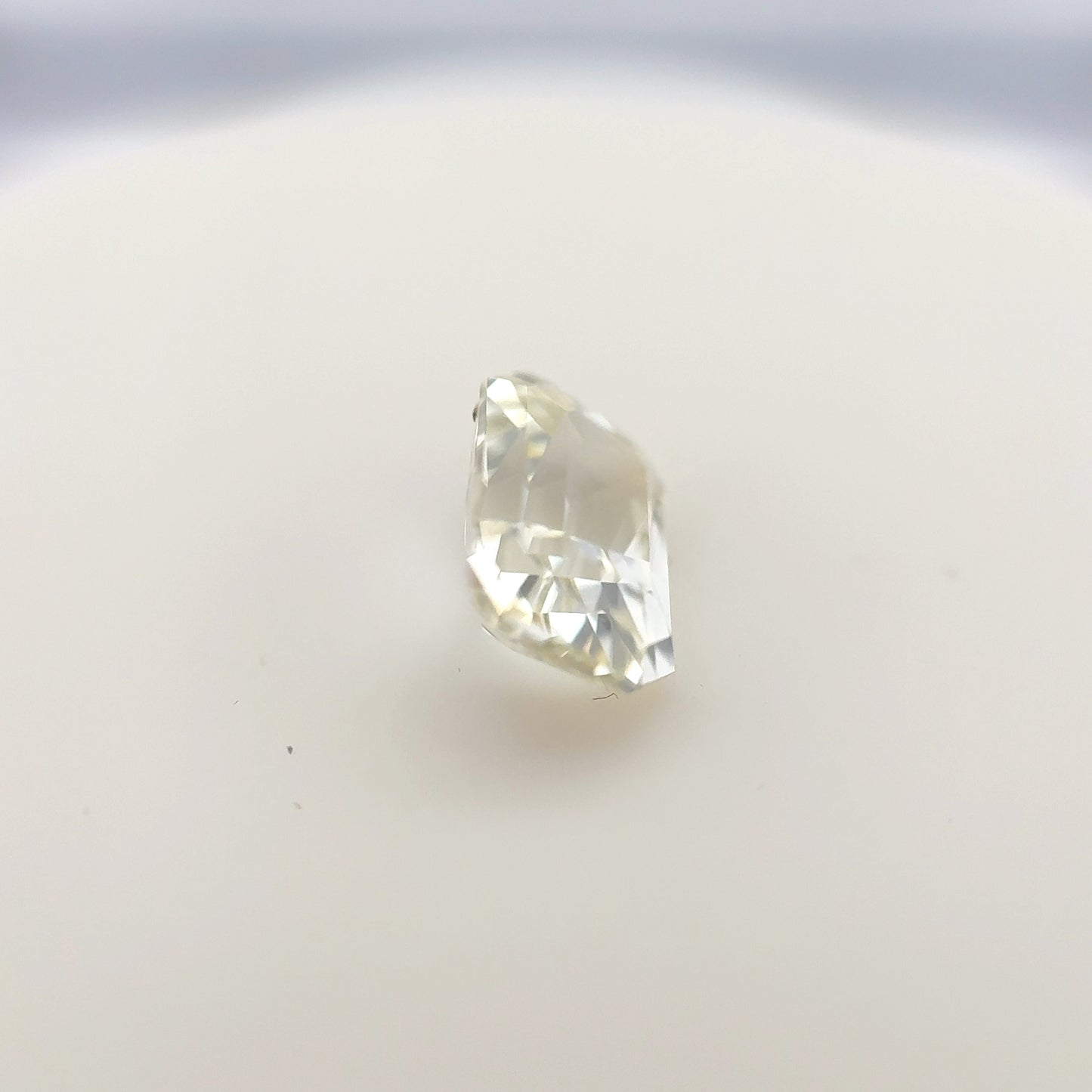 1.57ct Unheated Yellow Sapphire - 7.41 x 5.54 x 4.25mm
