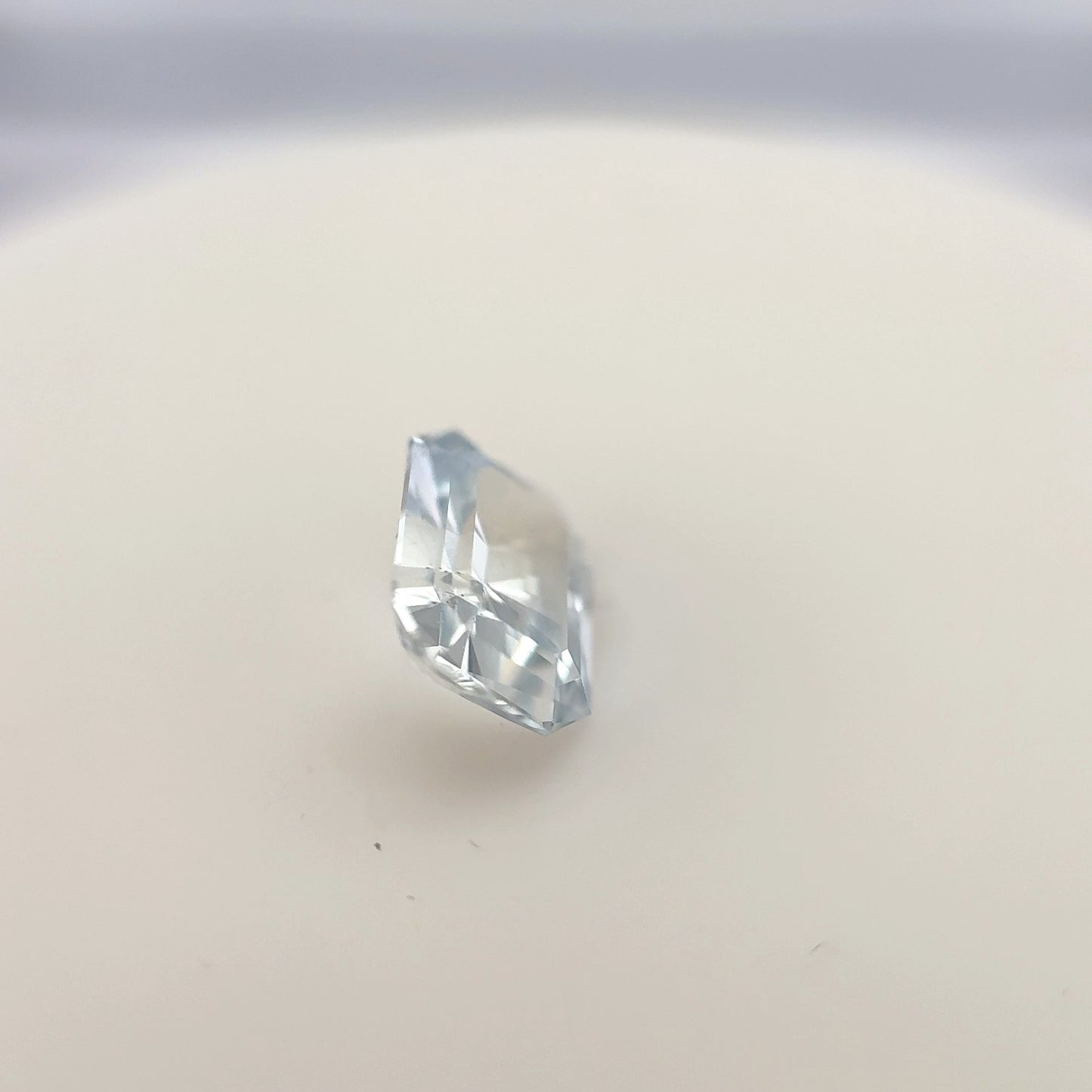 1.17ct White Sapphire - 7.15 x 5.65 x 3.76mm