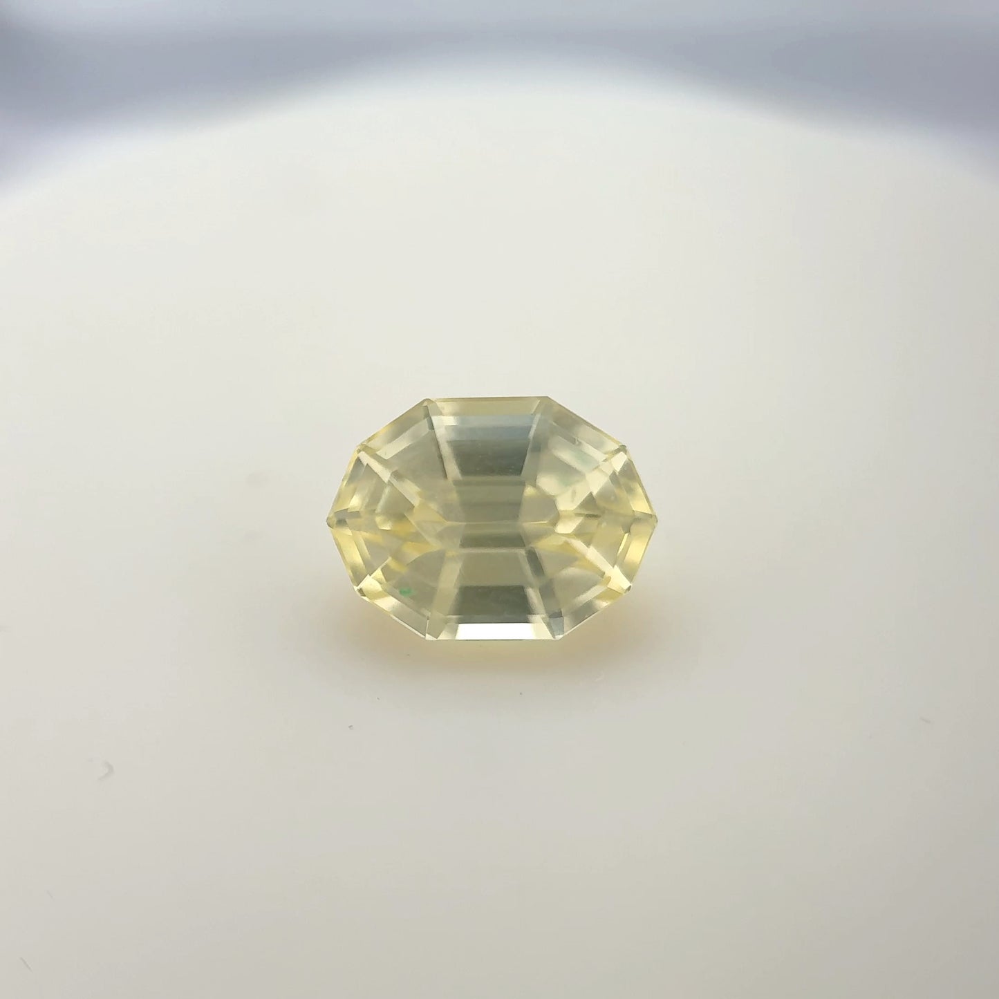 1.41ct Unheated Yellow Sapphire - 7.40 x 5.52 x 4.49mm
