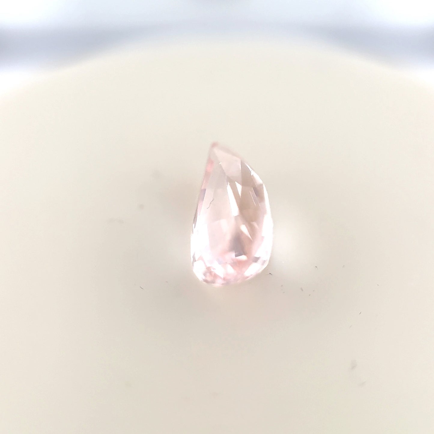 1.55ct Unheated Orange Sapphire - 9.66 x 5.28 x 3.86mm - with GIA report