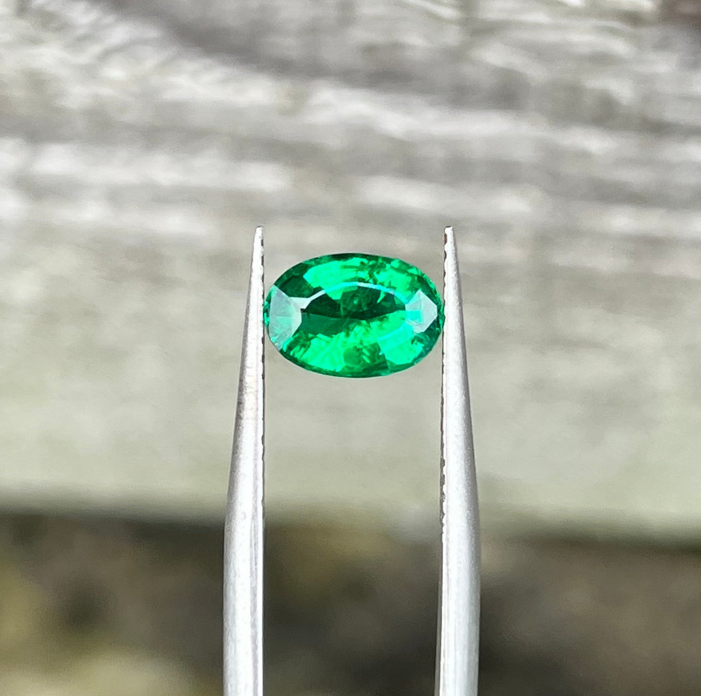 1.24ct Vivid Green Emerald